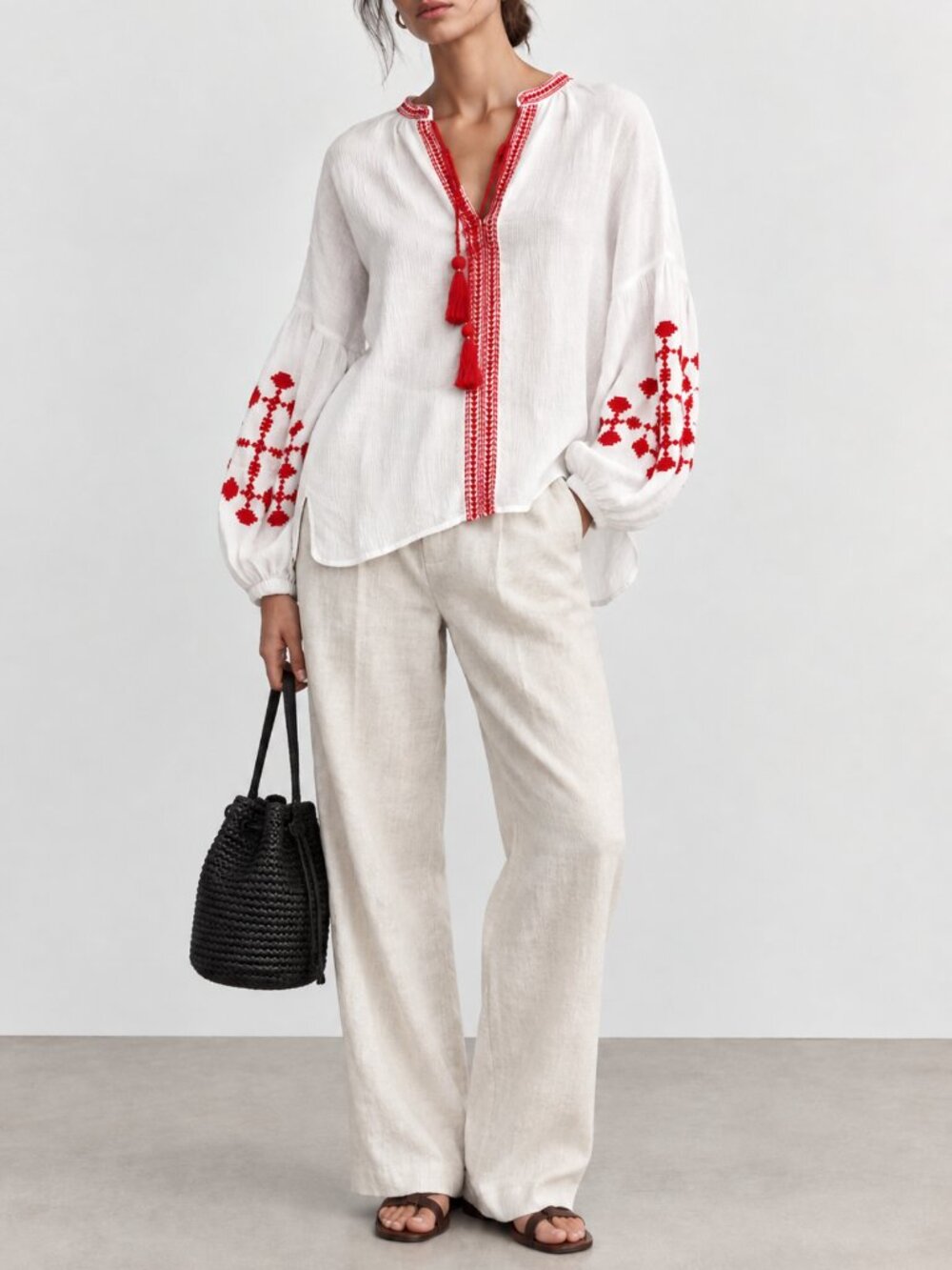 Zara textured cotton muslin tassels embroidered blouse/shirt/top Sz M